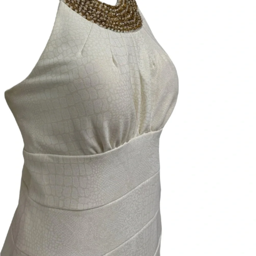 Cachet Gold Beaded Neckline Bodycon ivory Dress ‎ Sleeveless Size Small